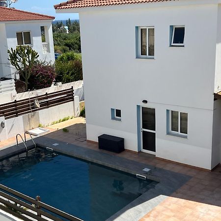 Villa Emiliana Паралимни Экстерьер фото